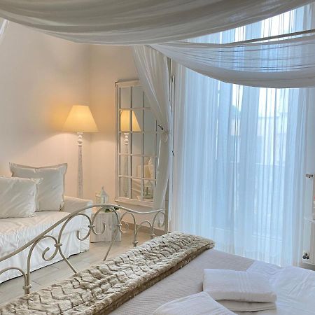 Ai Raggi Di Sole Bed & Breakfast Lecce Dış mekan fotoğraf