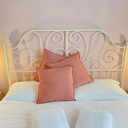 Ai Raggi Di Sole Bed & Breakfast Lecce Dış mekan fotoğraf