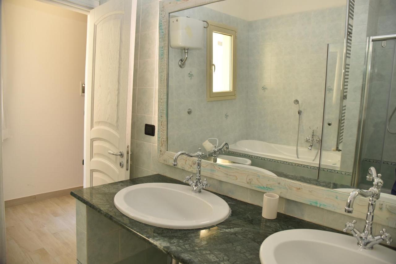 Ai Raggi Di Sole Bed & Breakfast Lecce Dış mekan fotoğraf