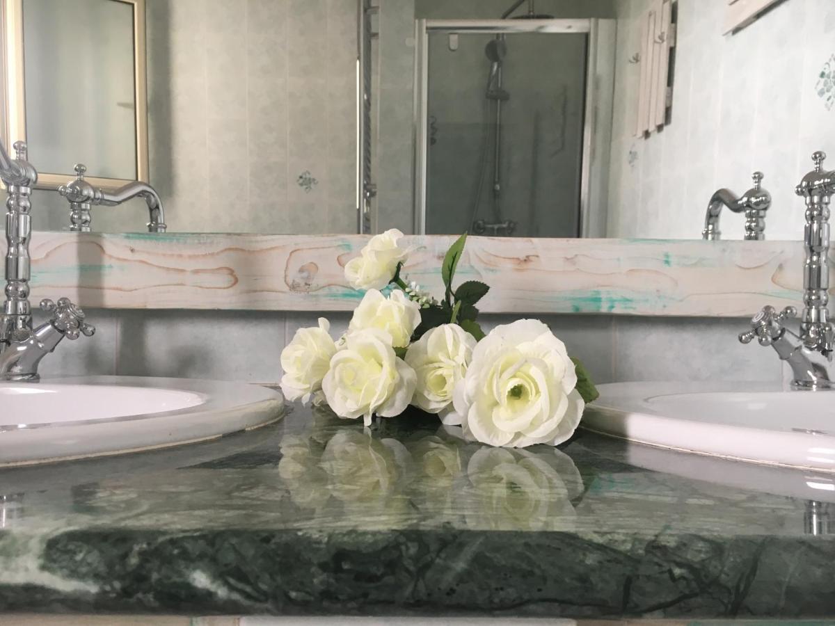 Ai Raggi Di Sole Bed & Breakfast Lecce Dış mekan fotoğraf