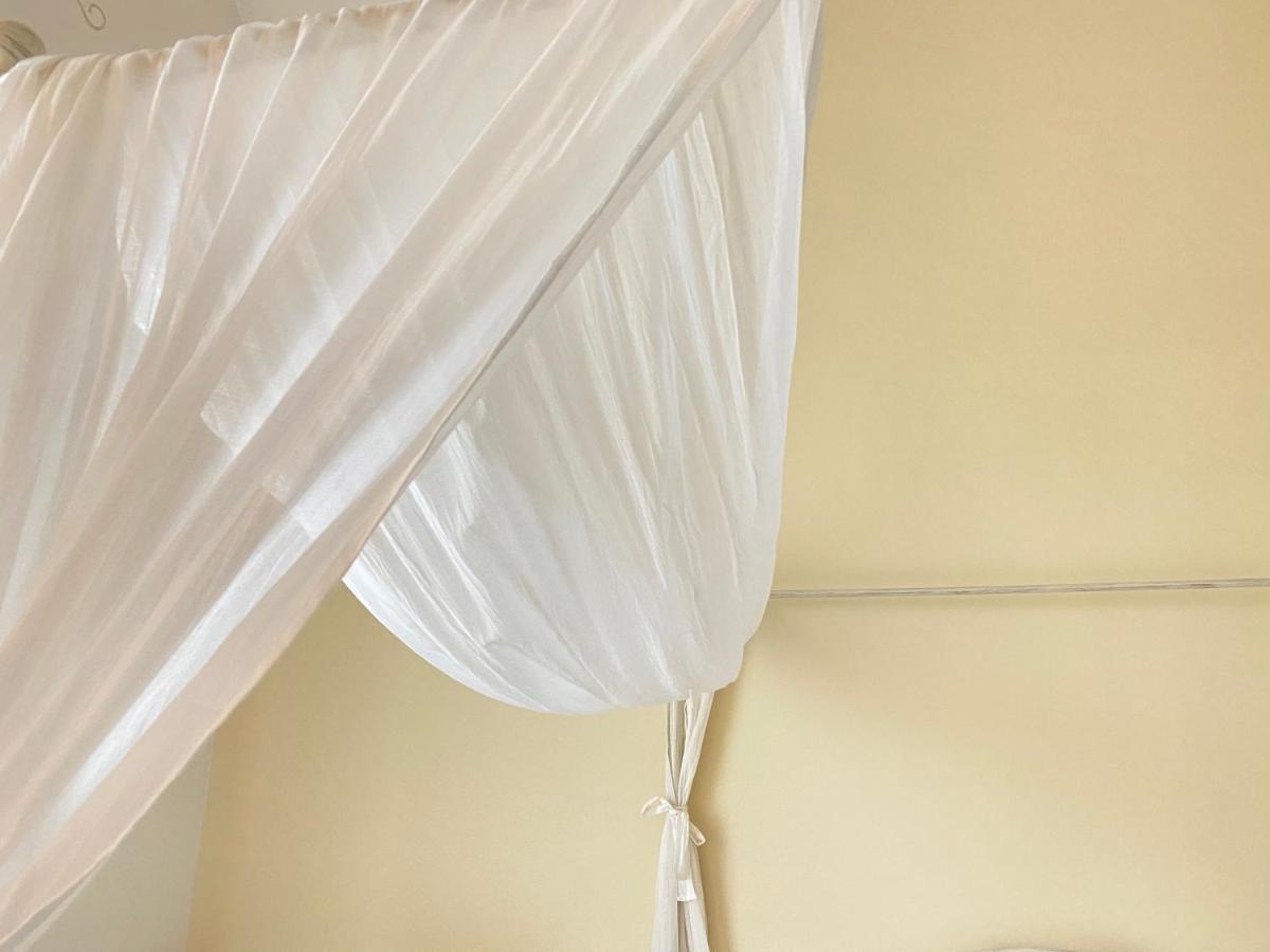 Ai Raggi Di Sole Bed & Breakfast Lecce Dış mekan fotoğraf
